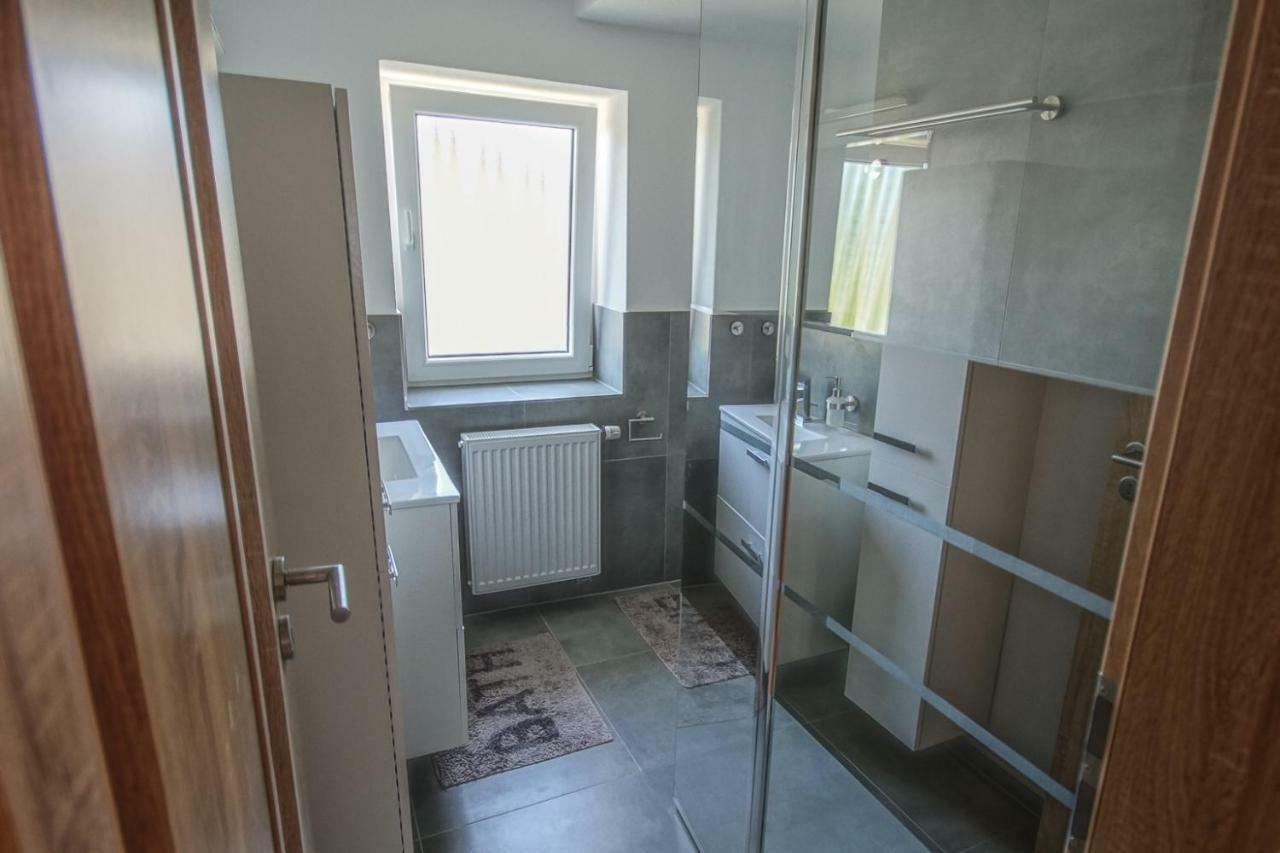 Aresko-Apartments Vidnava Eksteriør billede